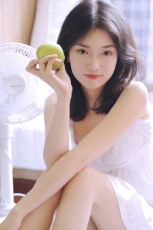 公的粗大挺进了我的密道